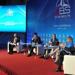 Večernja diskusija o borbi protiv organiziranog kriminala i korupcije - moderirao Petar Turčinović, veleposlanika RH u Crnoj Gori