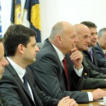 Agim Ҫeku s delegacijom u MORH-u