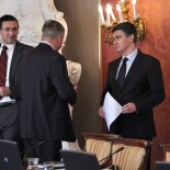 Na 53. sjednici Vlade bez novosti za obrambeni sektor