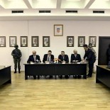 Prodajom vojne opreme protiv krize!