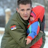 Predizborni PR u snijegu