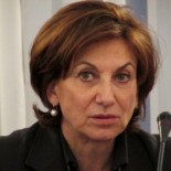 Intervju: Loretta Napoleoni - "Prestanite zadovoljavati SAD!"