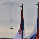 Na koga se osloniti: Srbija između Istoka i Zapada