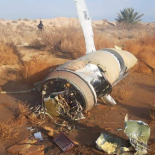 Ostaci jedne od raketa usmjerenih na bazu Ein al-Assad