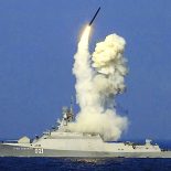 Lansiranje rakete 3M-14 Kalibr (SS-N-30) s broda "Град Свияжск" (Project 21631 Buyan-M) na Kaspijskom jezeru