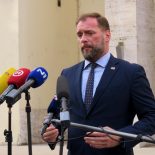 Banožić: ne lažem, ne petljam i ne služim se smicalicama