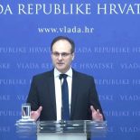 Frka Petešić o kupovini borbenih aviona