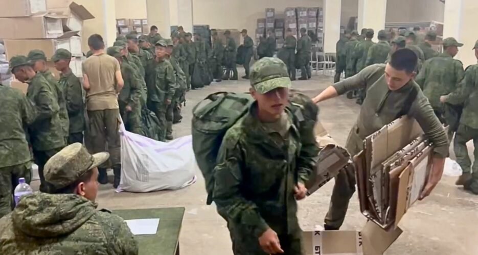 969. dan rata u Ukrajini - Zapad fantazira o primirju, u pozadini tinja eskalacija; Drama oko Kupjanska